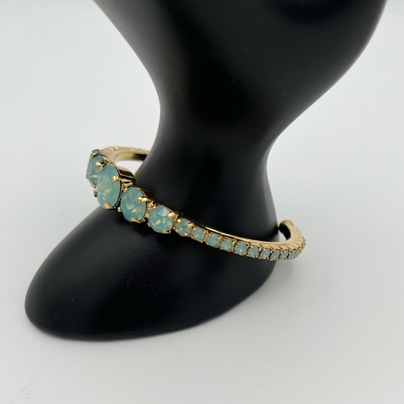 Sorrelli Bronze Cuff Signed Bracelet with Brilliant Gray  Signed Sorrelli Crystal Bracelet – Luxe Sparkle in Gold